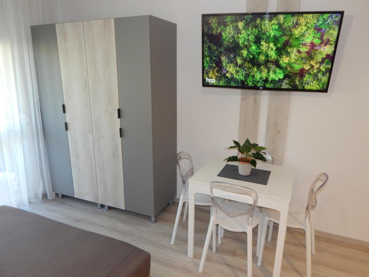 Pisztacia 2020 Apartman Kazincbarcika Exteriér fotografie