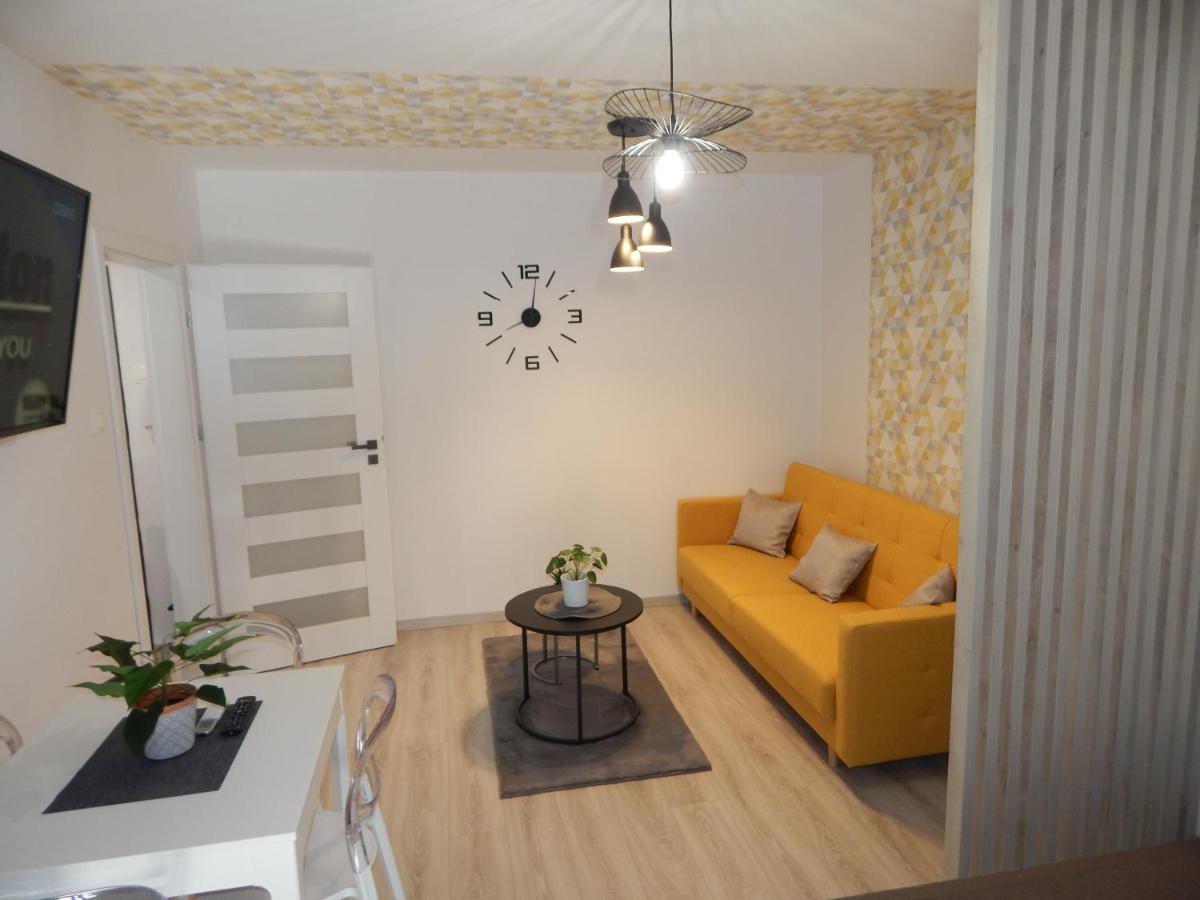 Pisztacia 2020 Apartman Kazincbarcika Exteriér fotografie